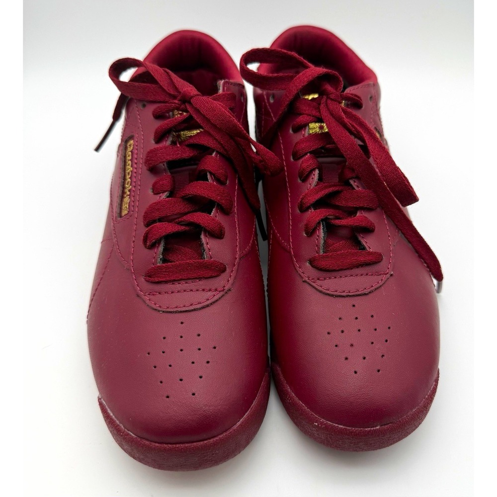 Reebok Burgundy Low Top Lace-Up Sneakers Style 059503 US 7 EU 37.5 UK 4.5